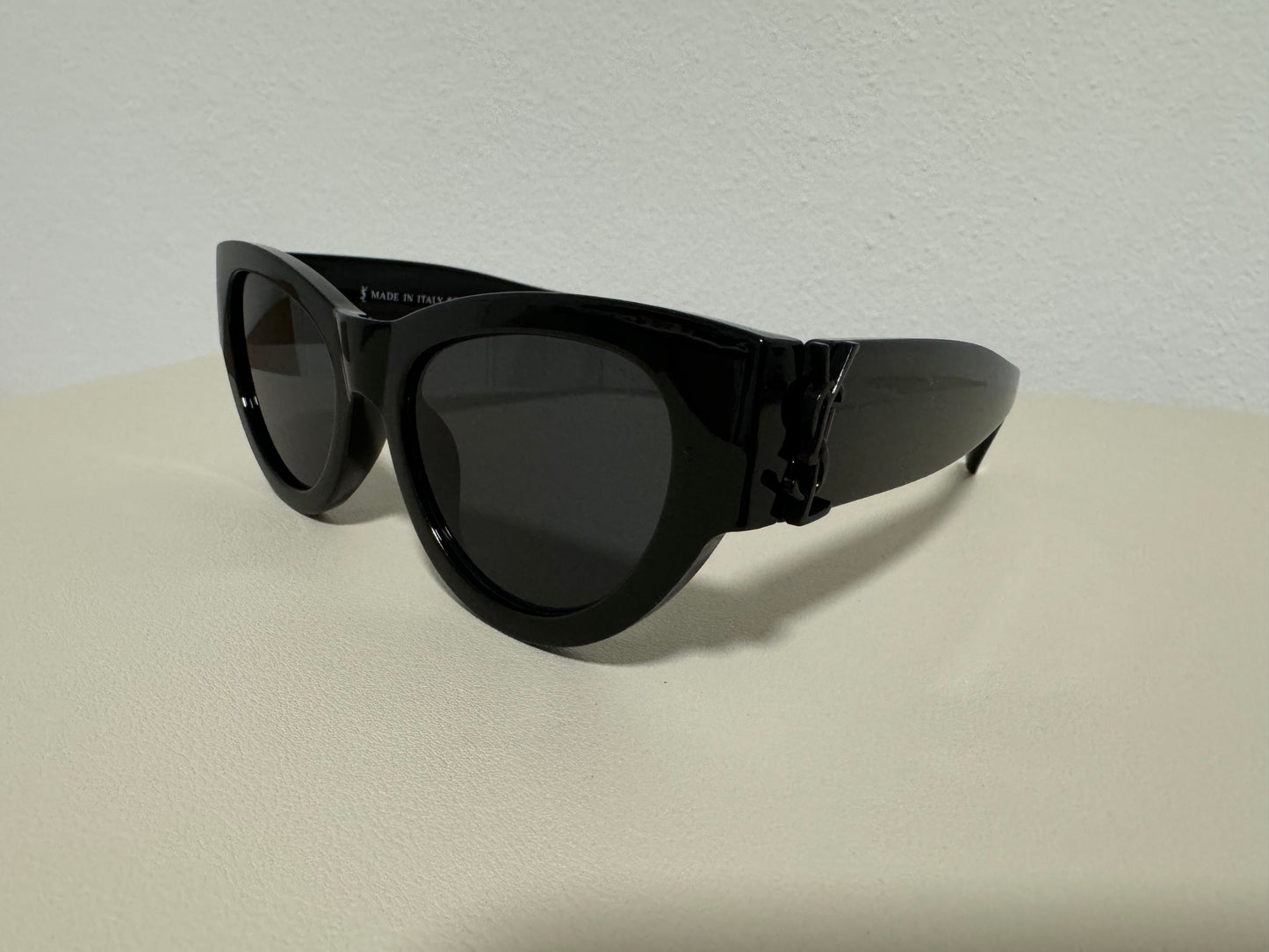 Y BLACK&GOLD CAT EYE SUNGLASSES REF 20