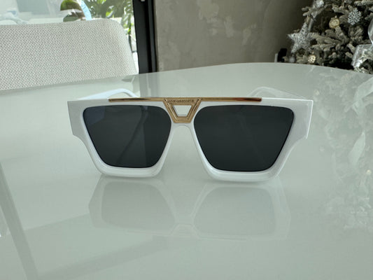 D COLORS BLACK AND WHITE SUNGLASSES